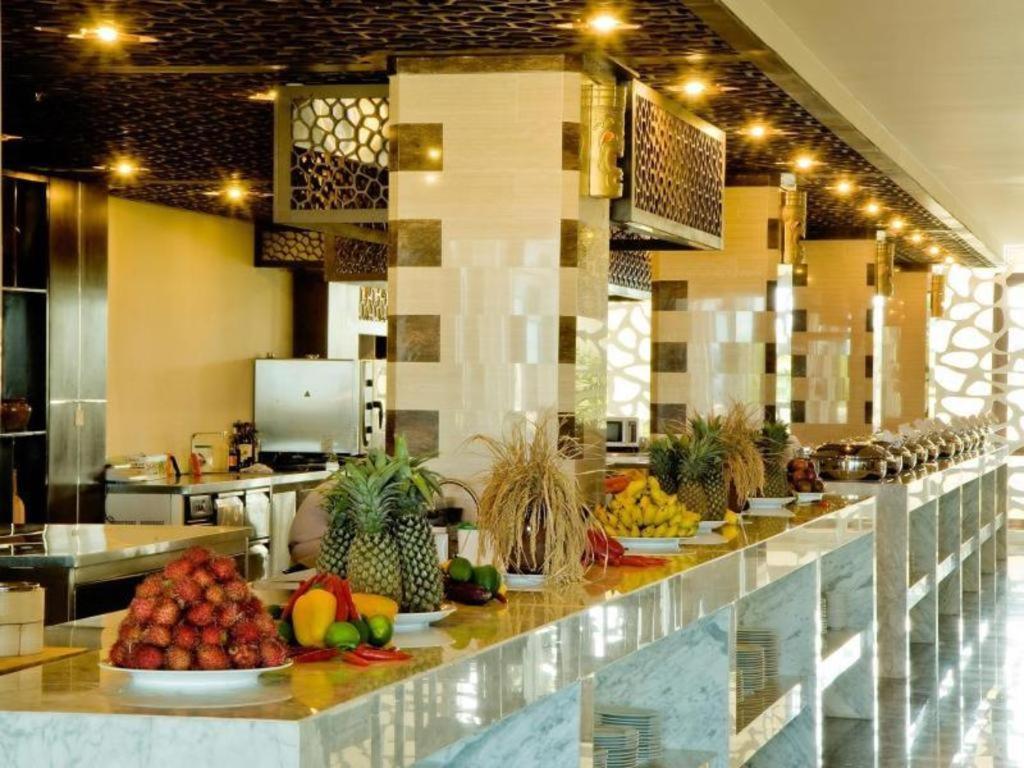 Olalani Resort & Condotel Da Nang Buitenkant foto