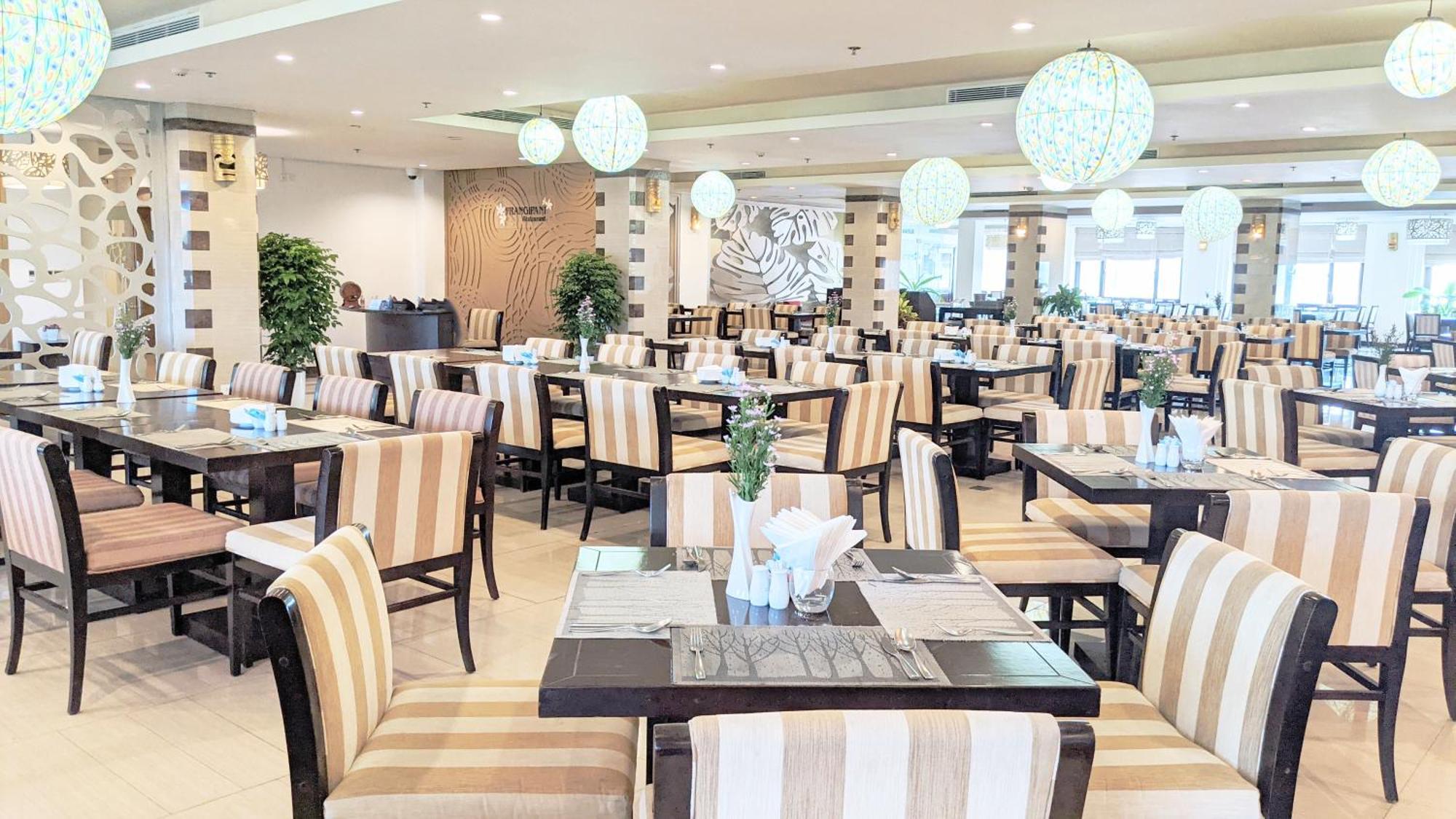 Olalani Resort & Condotel Da Nang Buitenkant foto