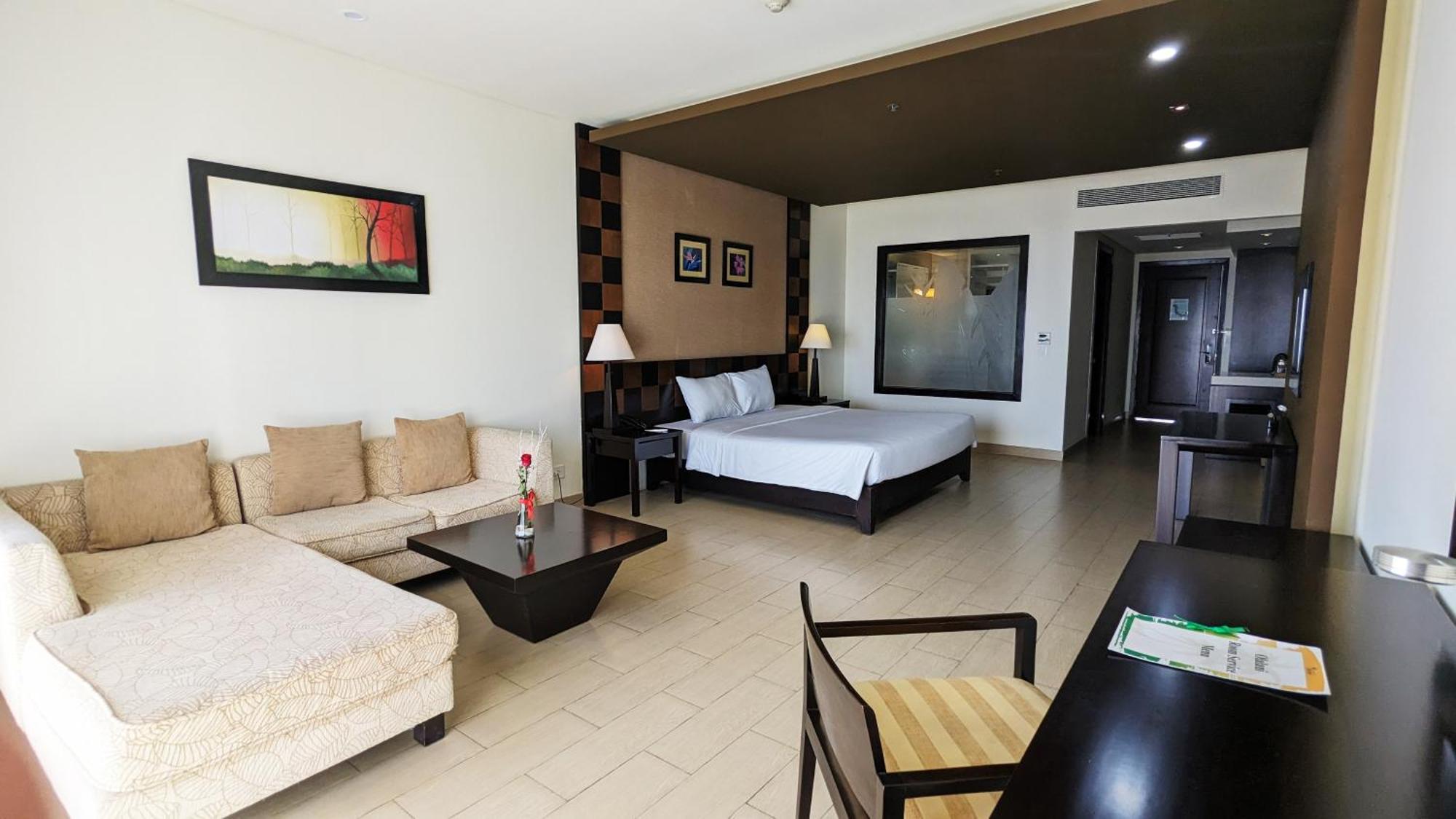Olalani Resort & Condotel Da Nang Buitenkant foto
